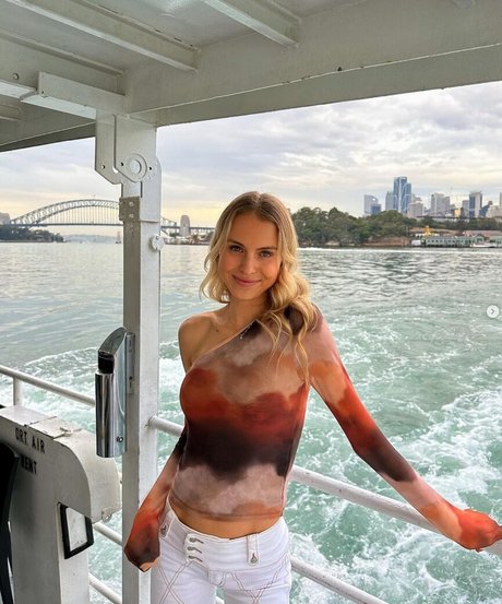 Sarah Lloyd 素敵なスター 写真