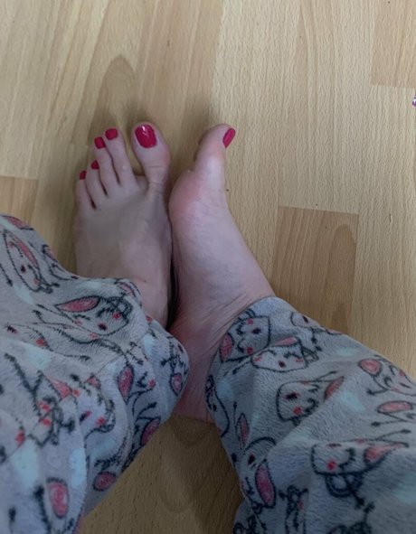 theselilpiggie6 セクシーなスター 写真