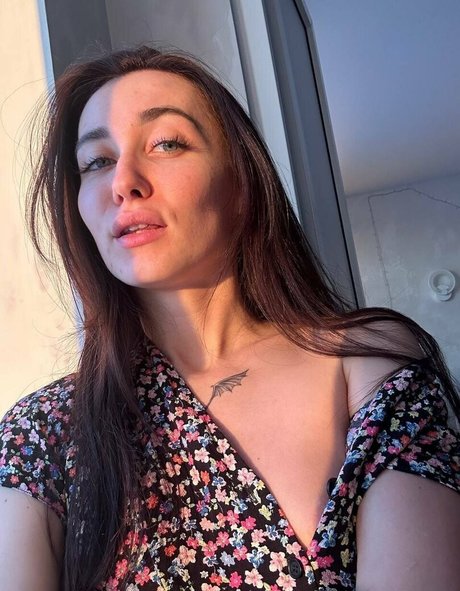 nastyabrown ポルノスター 裸 写真