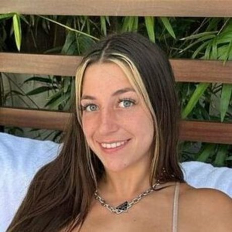 Tiara Torres トップモデル 画像