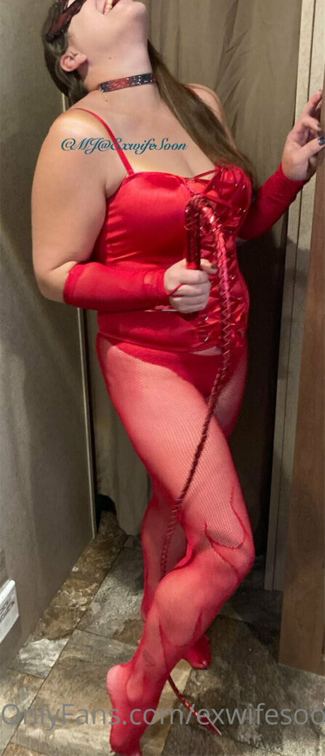 exwifesoonfree ポルノ女優 写真