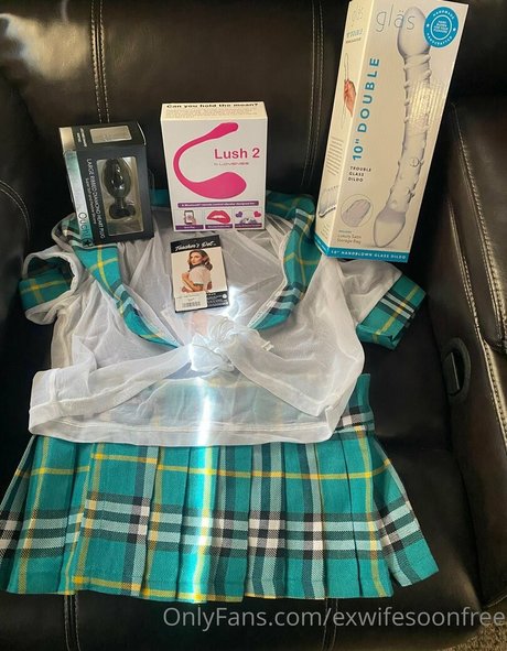 exwifesoonfree セックススター 写真