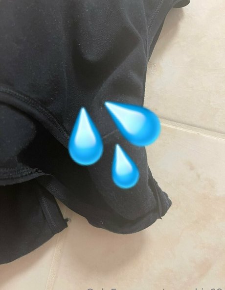 monakis69 エロティック女優 写真