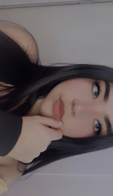 Dayanna Pizarro アートモデル ギャラリー