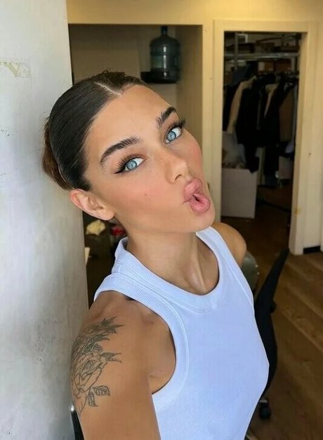 クーガーオンリーファンズ 無料エロ 写真