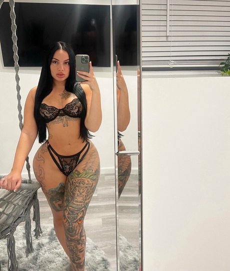 biancatoxic トップスター 写真