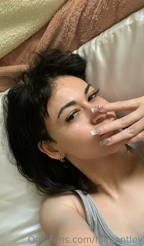 hiiibentley ヌードのポルノスター 写真