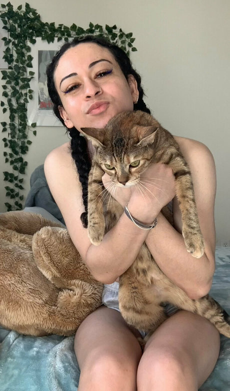 巨乳の黒人女性オンリーファンズ ホットxxx ギャラリー