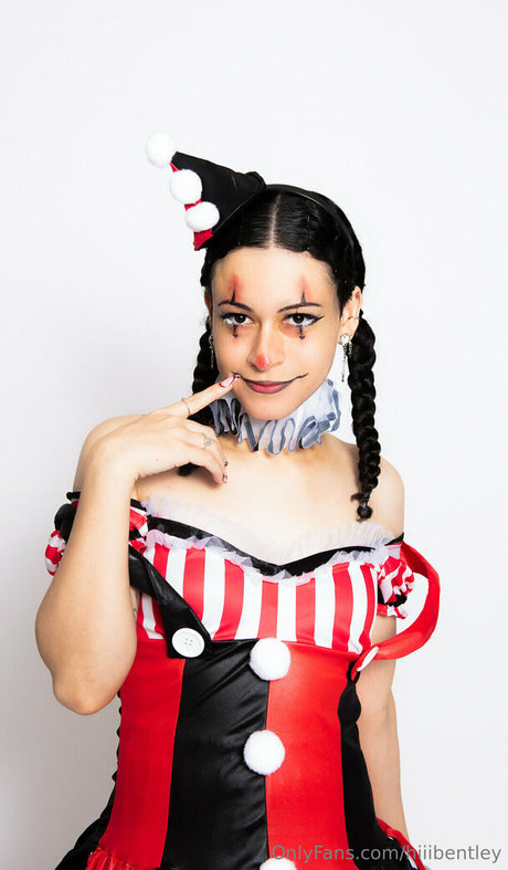 hiiibentley ヌードスター 写真