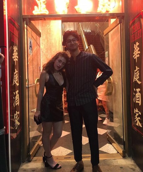 Rachel Sennott アダルト女優 写真