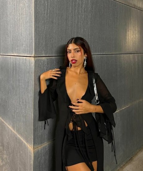 甘いおまんこオンリーファンズ 無料ポルノ 写真