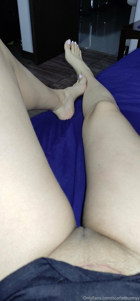 痩せたティーンのオンリーファンズ セクシー裸 アーカイブ