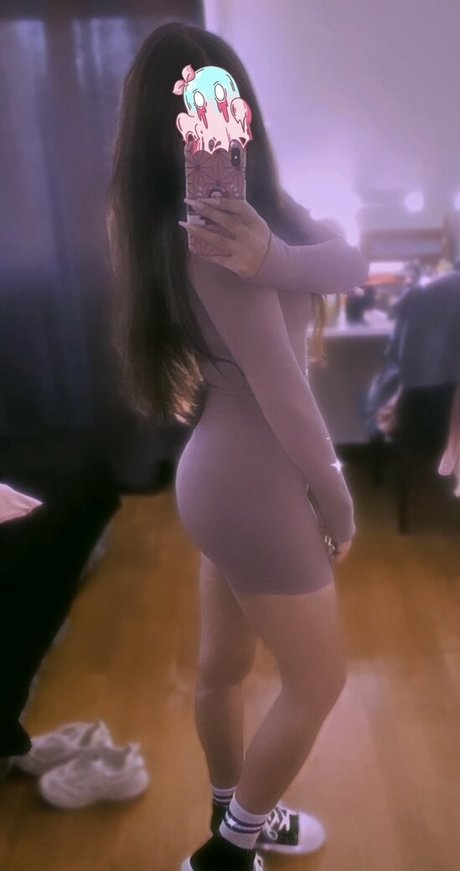 女装オンリーファン エロチック 画像