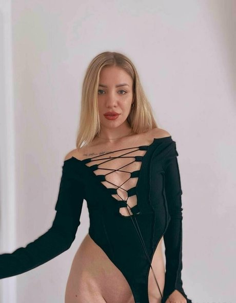 巨尻オンリーファン えろ 写真