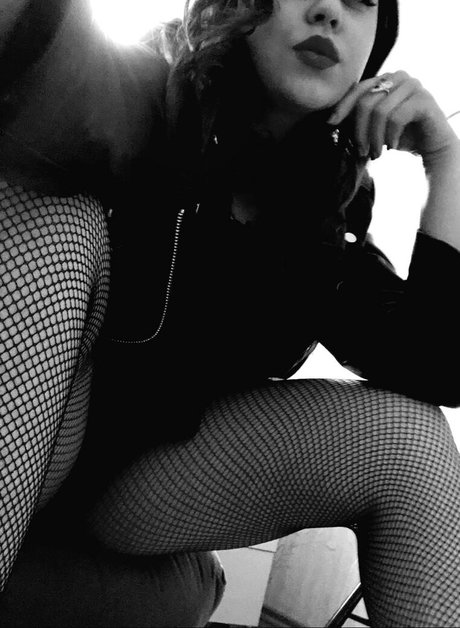 Kinki kitty ヌードスター アーカイブ