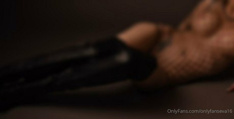 evavixenfree ポルノ女優 写真