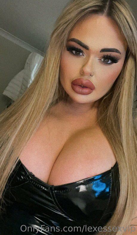 lexie vip x ヌードモデル 写真