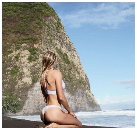 Katie Pentz アダルトスター 写真