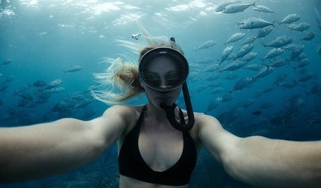 Katie Pentz xxxモデル 写真