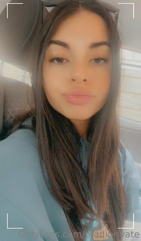 madiprivate 高品質モデル 写真