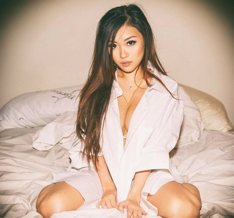 Rey Trajano ポルノスター 写真