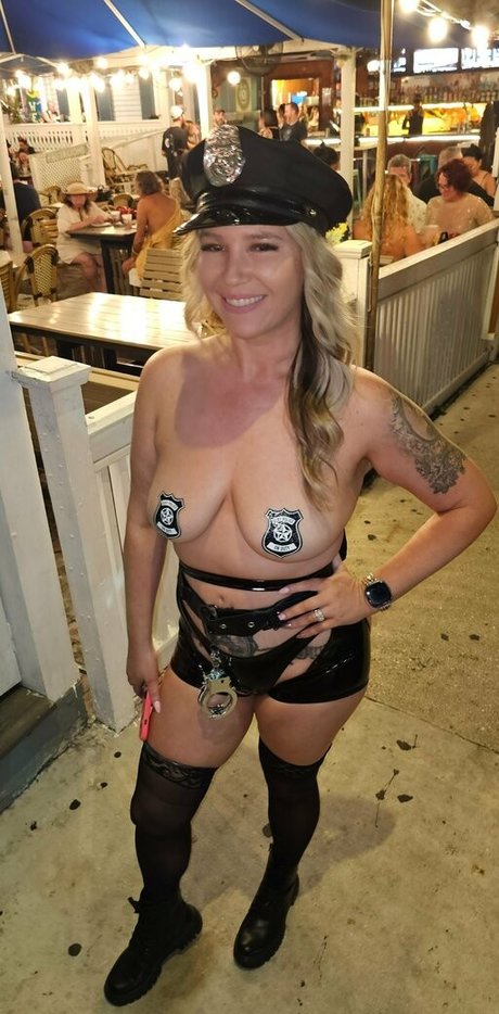 Hotwifejuniper Bilder