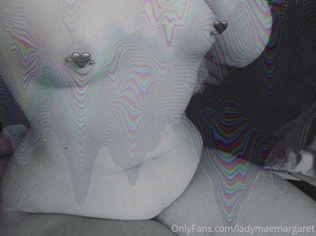 足ヌードオンリーファンズ アダルト無料 写真