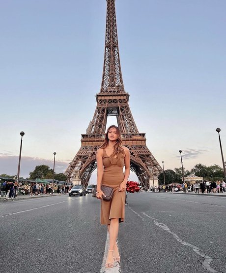 Bianca Bustamante 素敵なモデル 写真