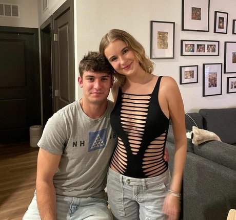 Maddie Gilmore セックススター アーカイブ