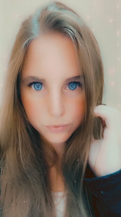 blueeyesbombshell 無料スター ギャラリー