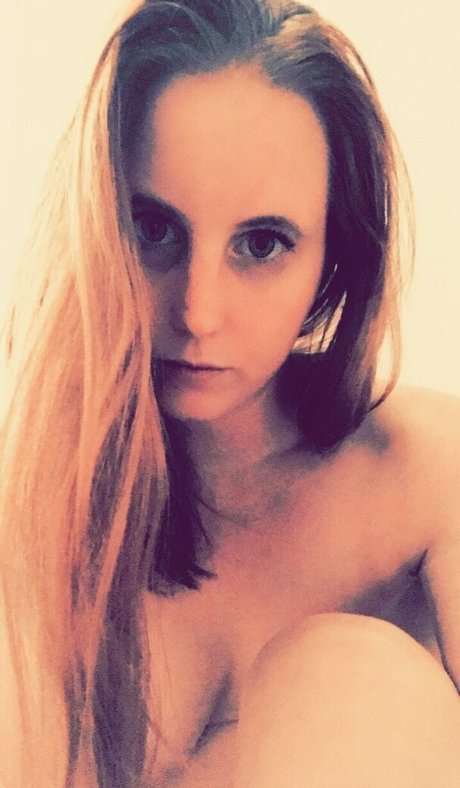 blueeyesbombshell ポルノスター 独占 写真