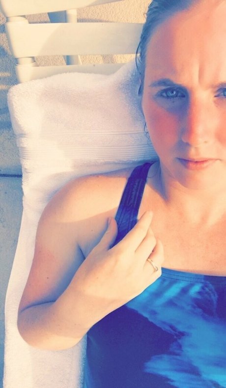 blueeyesbombshell ポルノスター 独占 写真