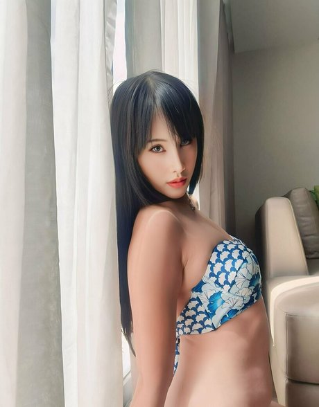 ラバーオンリーファン ポルノ 画像