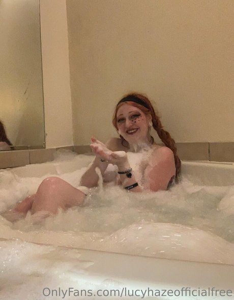 lucyhazeofficialfree スターセックス 画像