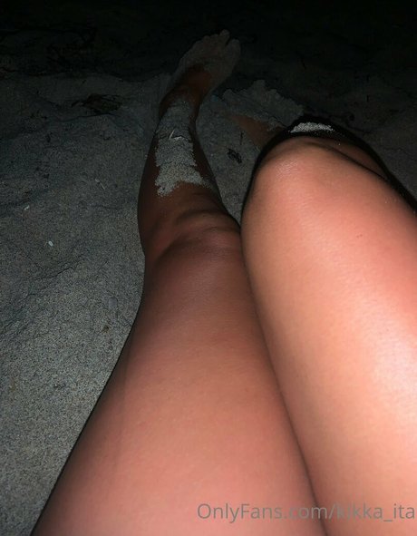 黒猫のOnlyFans 美しいヌード 写真