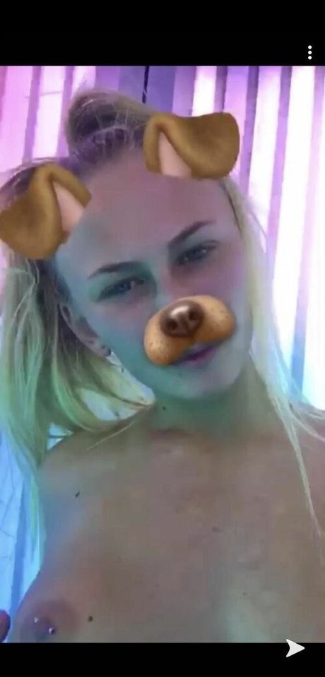 Elin Junkergard 無料女優 画像