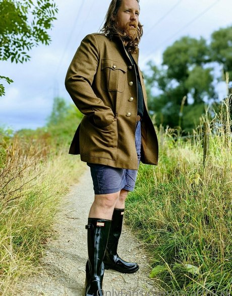 ジムガールズオンリーファンズ セックス 写真