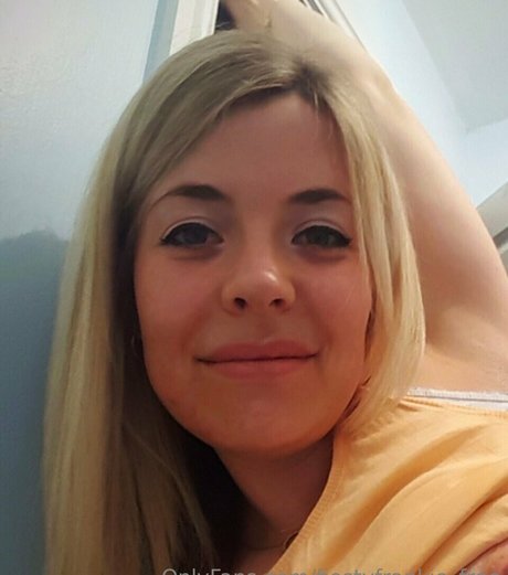 fiestyfrankie free セックスモデル 写真