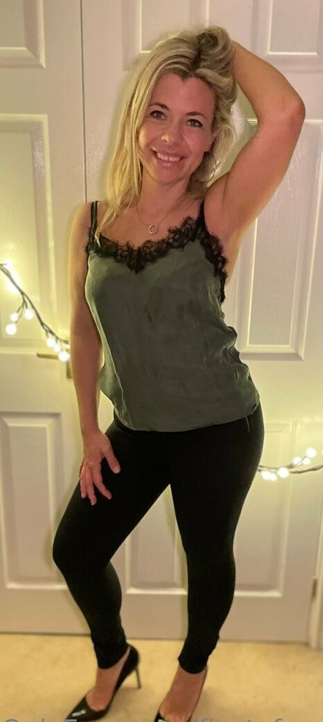 fiestyfrankie free ポルノスター ギャラリー