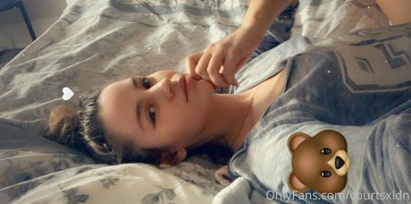 courtsxldn ポルノスター エロティック 写真