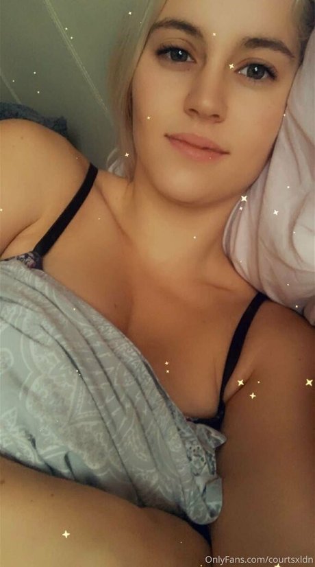 courtsxldn ポルノスター 画像