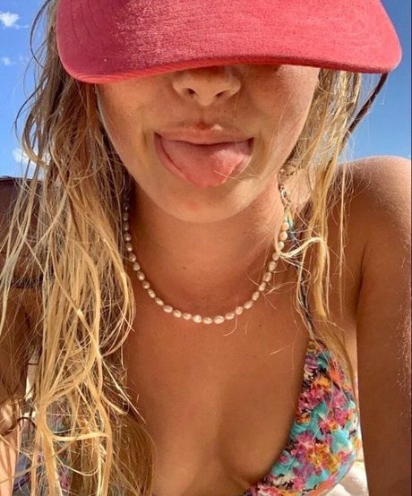 Lia Noya アダルトモデル 写真