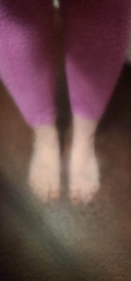 妊娠中のアジア人オンリーファンズ セクシー裸 写真