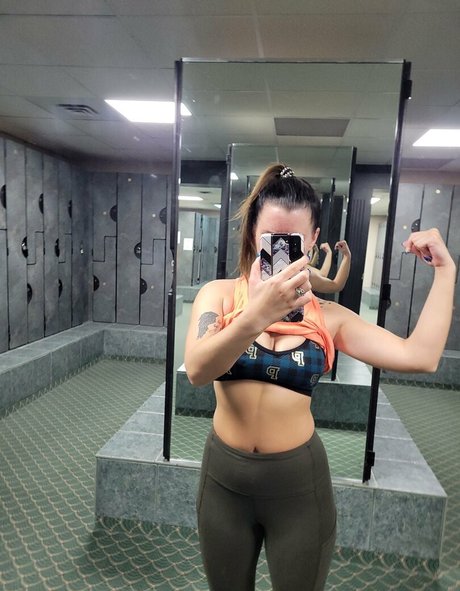 fittsexx11 スター ヌード 画像