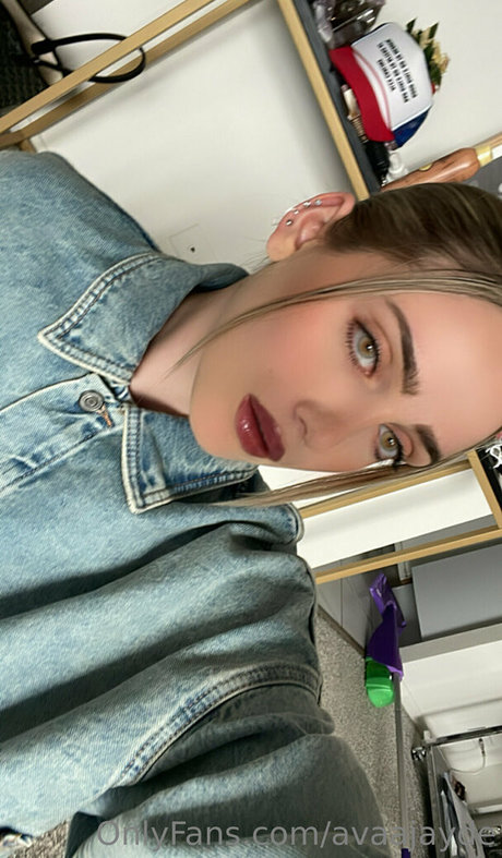 avaajayde ホットなモデル 写真