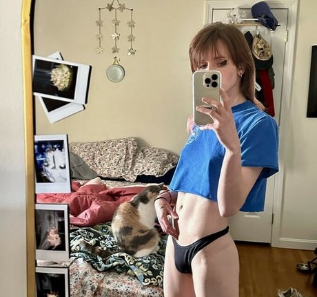 Daychain アート女優 写真