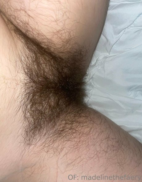 毛深いラテン系オンリーファンズ セクシーxxx 画像