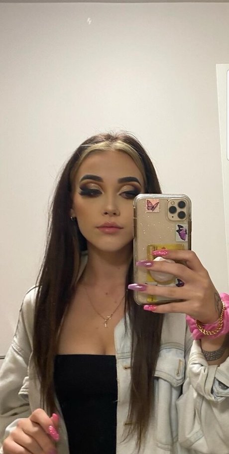 Badgirljayde ヌードのポルノスター アーカイブ