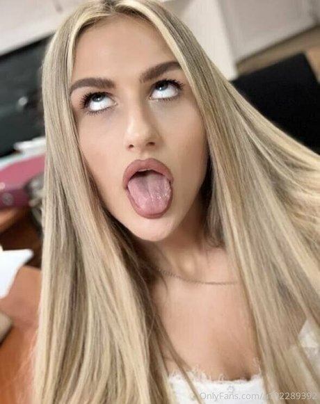 アラブのティーンズオンリーファンズ 美しい裸 写真