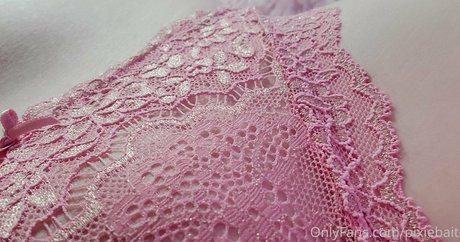 pixiebait XXXモデル 写真